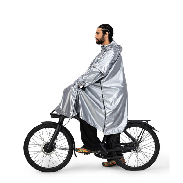 MAIUM Poncho Silver