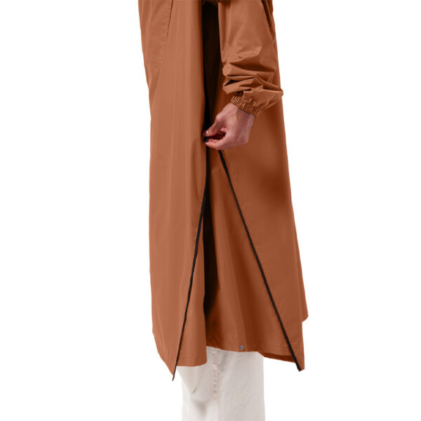 MAIUM Poncho Nutshell